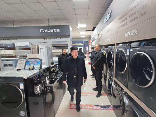 市供销社党组书记、理事会主任陈健带队检查安全生产工作