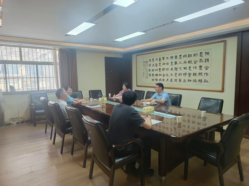 相山区城投集团一行到市供销社
洽谈深化为农服务合作